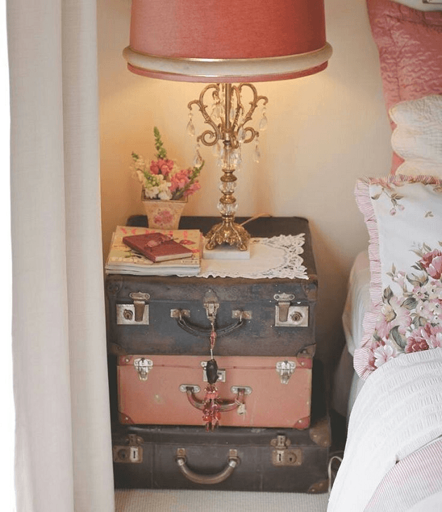 shabby chic criado mudo